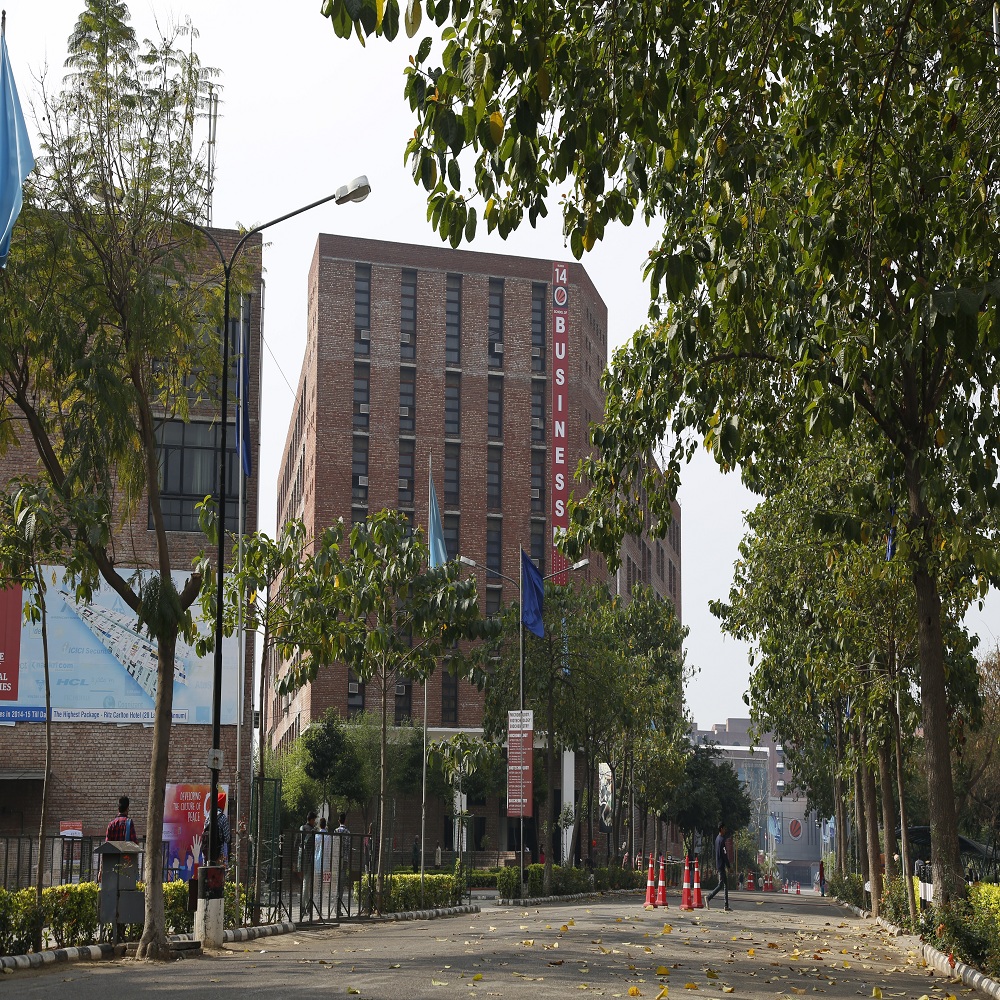 LPU Campus Mall photo 4